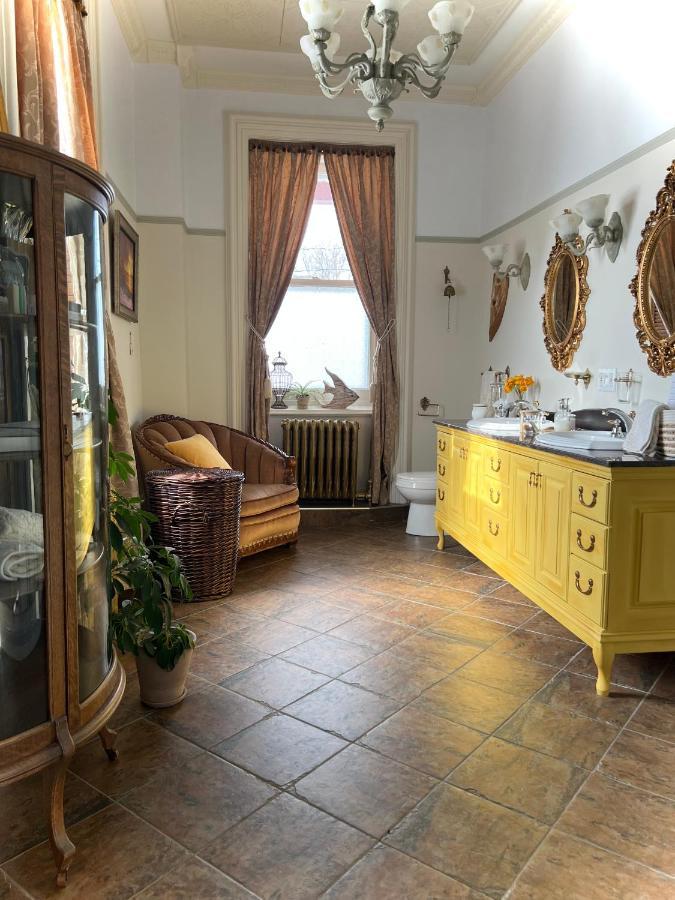 La Demeure Du Capitaine Bed and Breakfast Neuville Exteriör bild